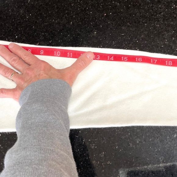 Buttery Soft Cream Cardigan With Satin Covered Buttons Size L Elegant Feminine - Picture 5 of 6